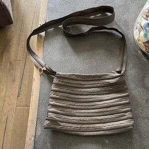 Chic Olive Gren Crossbody Bag